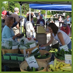 Women at farmers' market