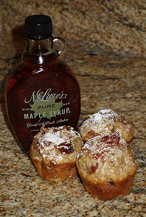 bacon banana muffins & maple syrup